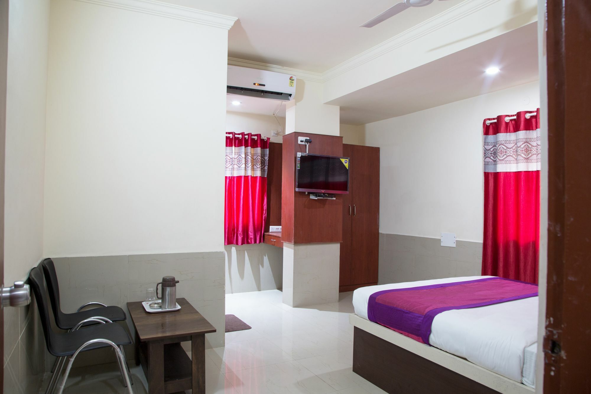 Fabexpress Grand Krishna Deluxe Hotel Bangalore Ngoại thất bức ảnh